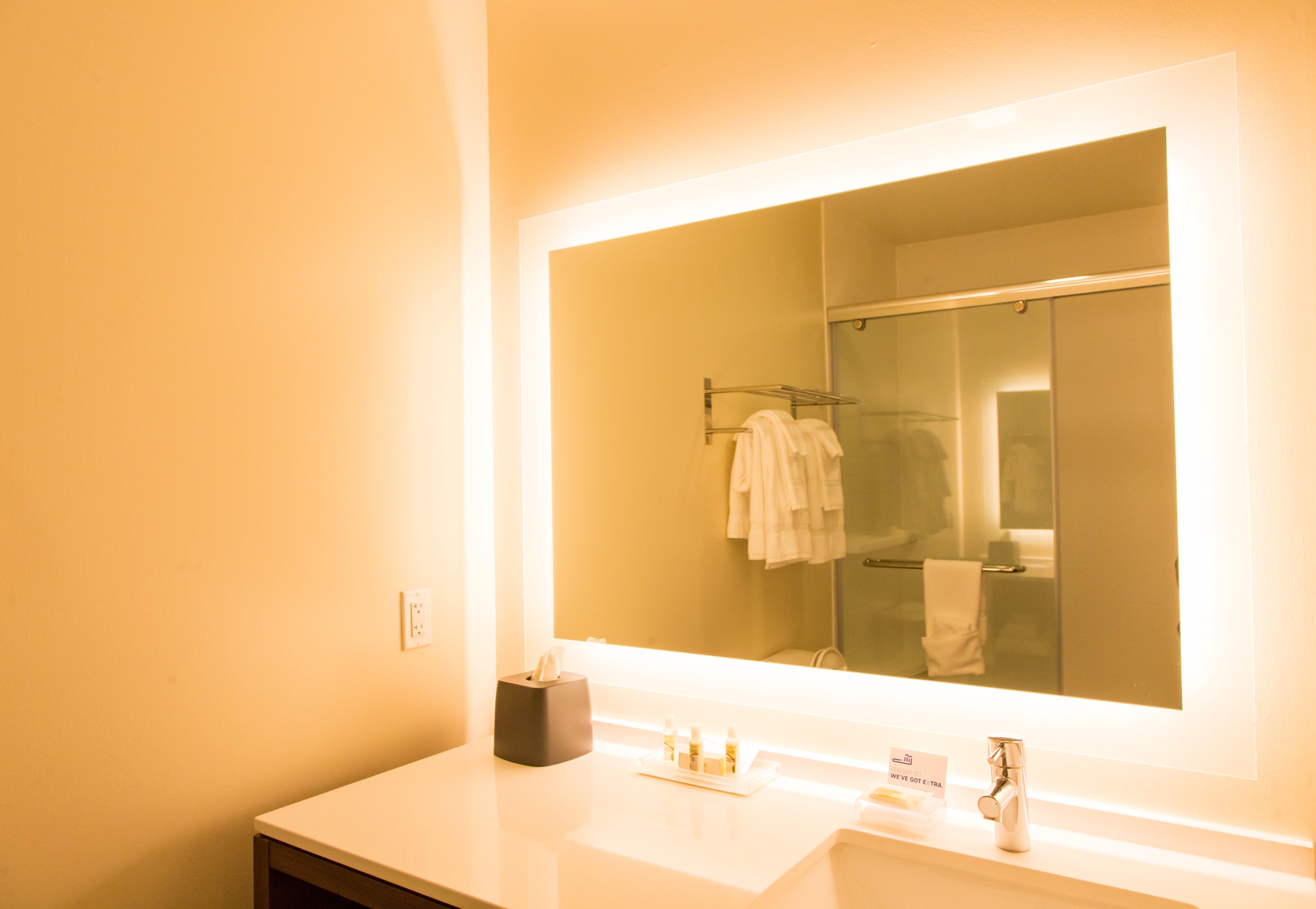 Holiday Inn Hotel & Suites - Mount Pleasant By Ihg Exteriör bild