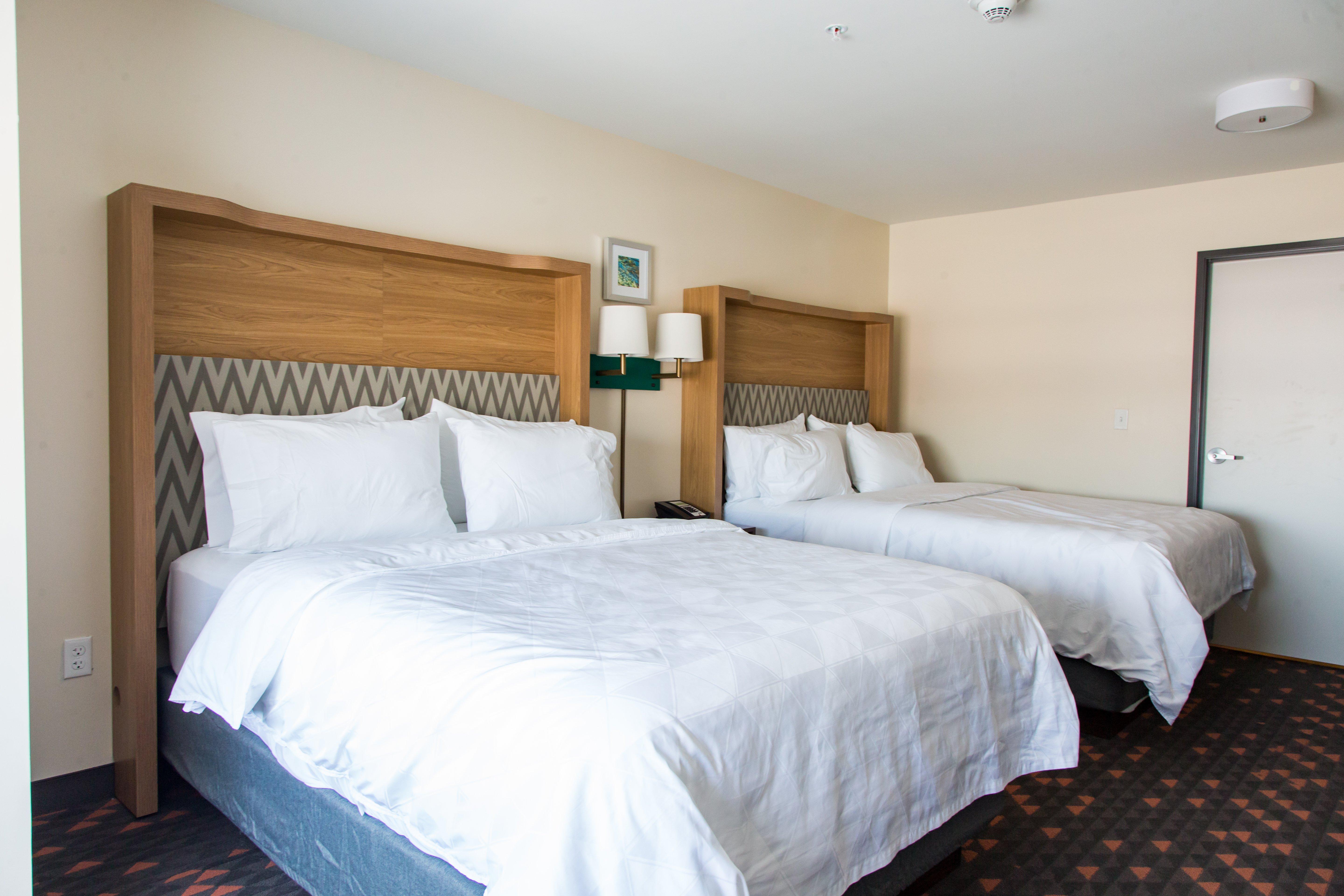 Holiday Inn Hotel & Suites - Mount Pleasant By Ihg Exteriör bild