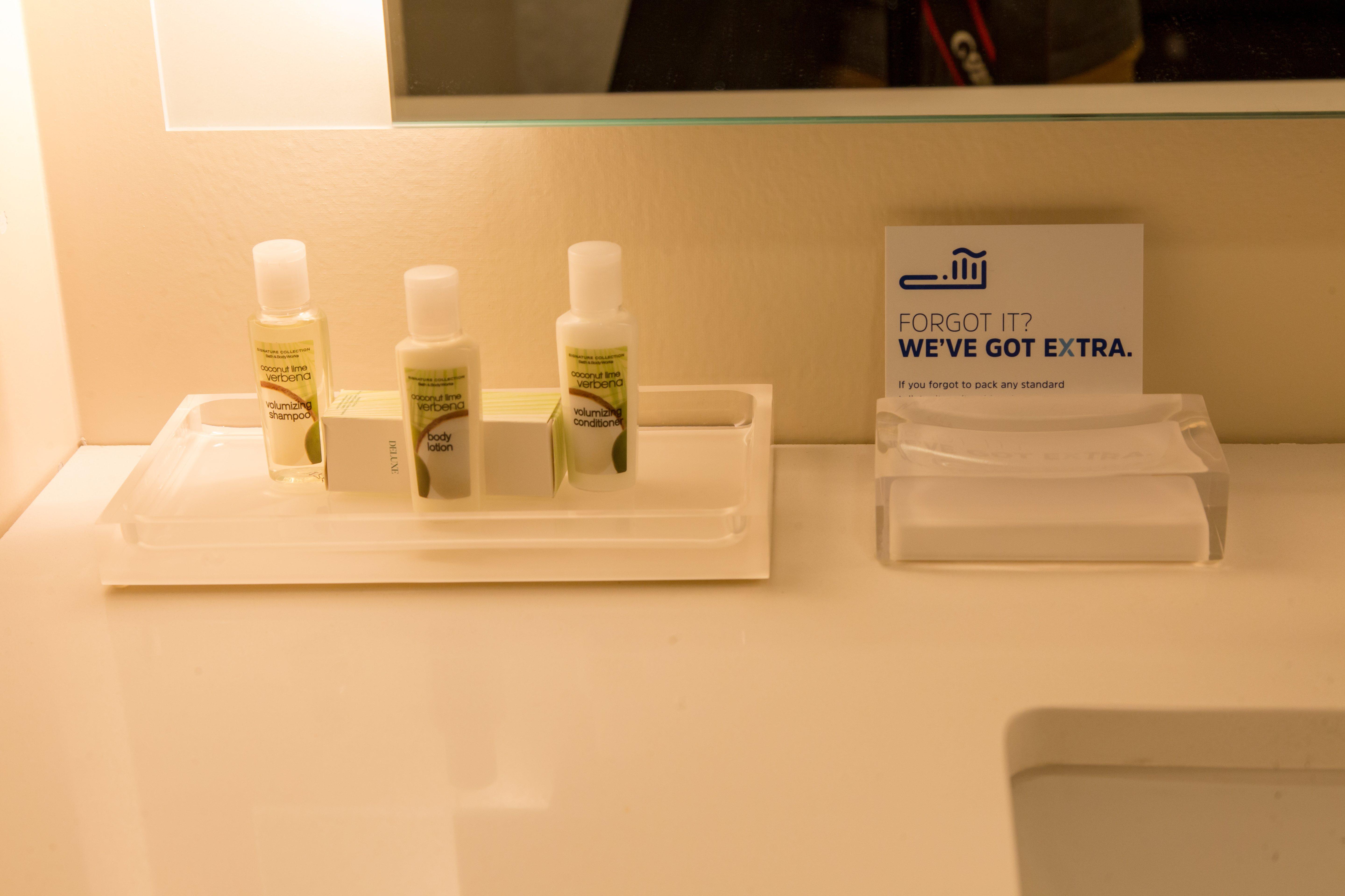 Holiday Inn Hotel & Suites - Mount Pleasant By Ihg Exteriör bild
