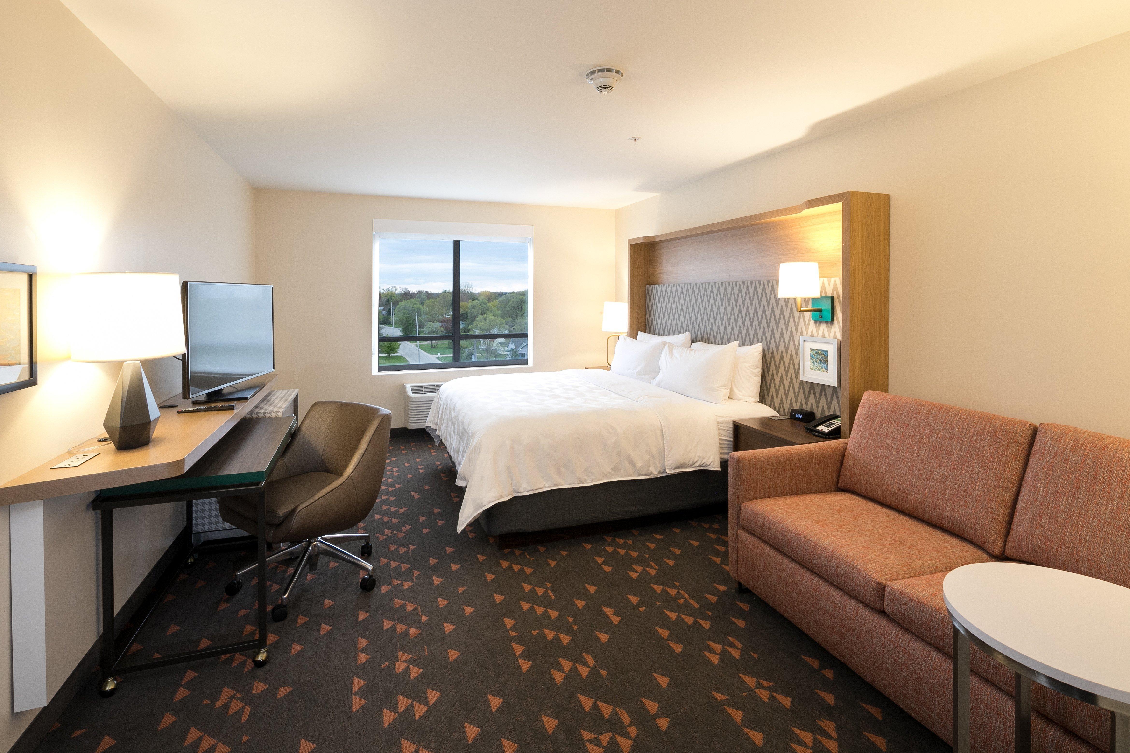 Holiday Inn Hotel & Suites - Mount Pleasant By Ihg Exteriör bild