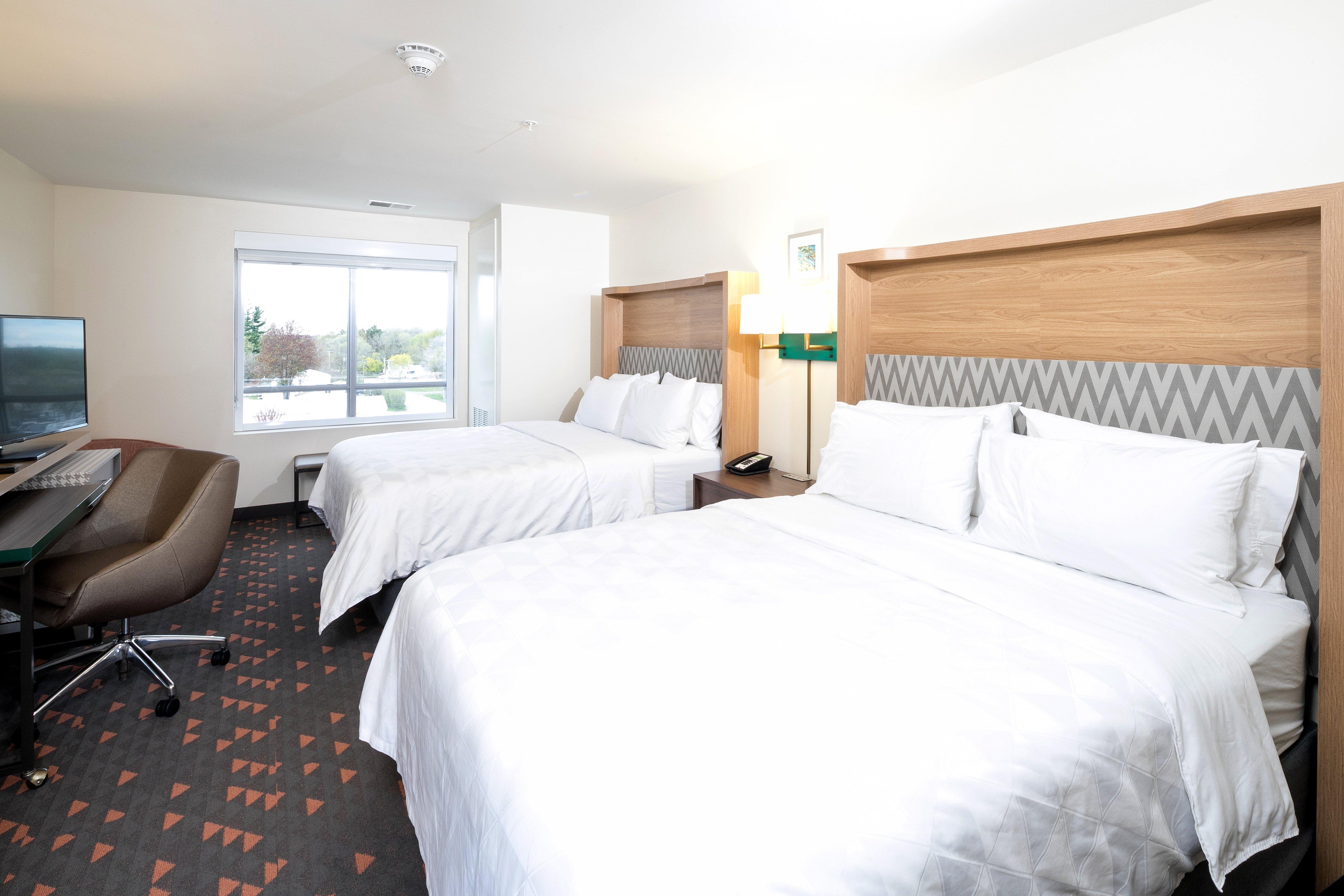 Holiday Inn Hotel & Suites - Mount Pleasant By Ihg Exteriör bild