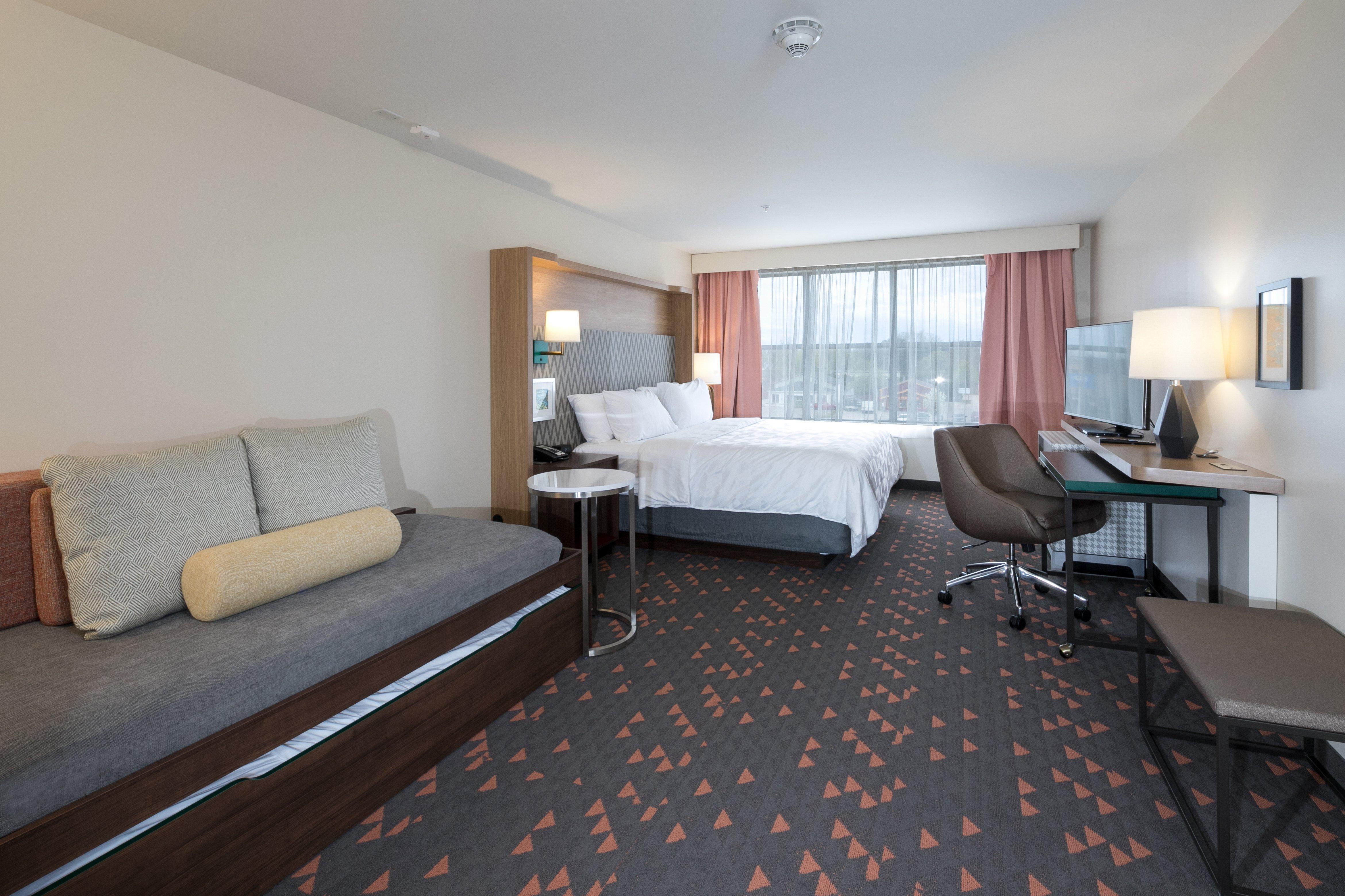 Holiday Inn Hotel & Suites - Mount Pleasant By Ihg Exteriör bild
