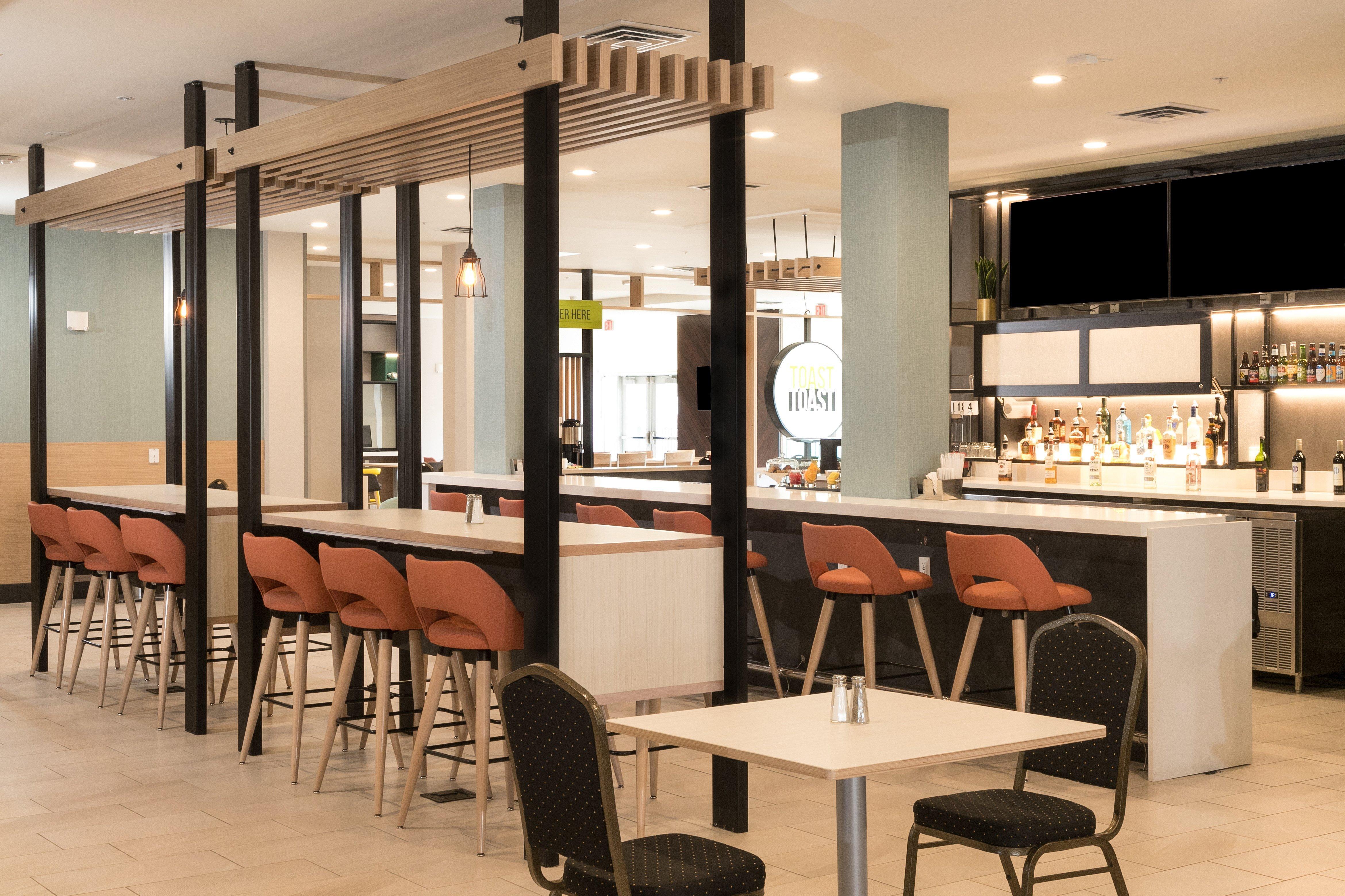 Holiday Inn Hotel & Suites - Mount Pleasant By Ihg Exteriör bild